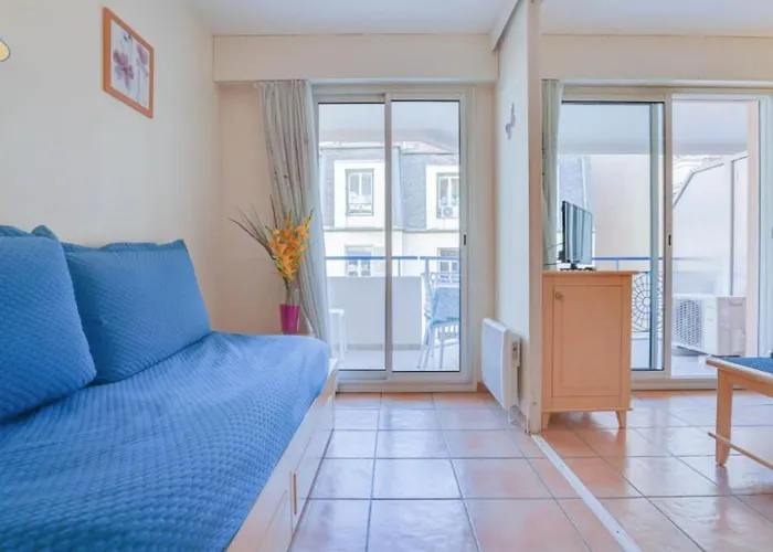 2 Pieces Plein Centre, Terrasse, Parking