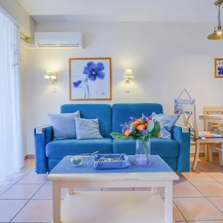 Apartment 2 Pieces Plein Centre, Terrasse, Parking Menton