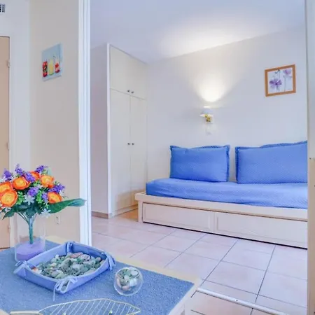 2 Pieces Plein Centre, Terrasse, Parking Apartment
