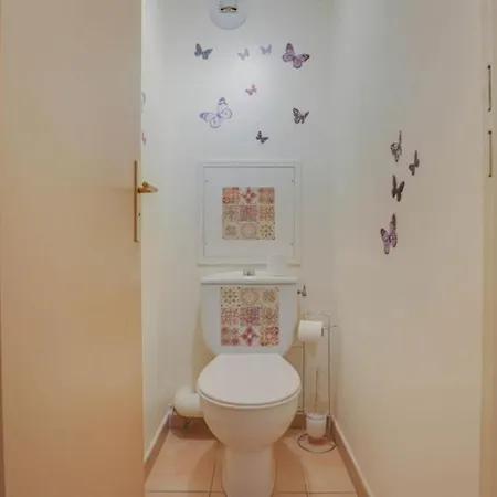 2 Pieces Plein Centre, Terrasse, Parking *