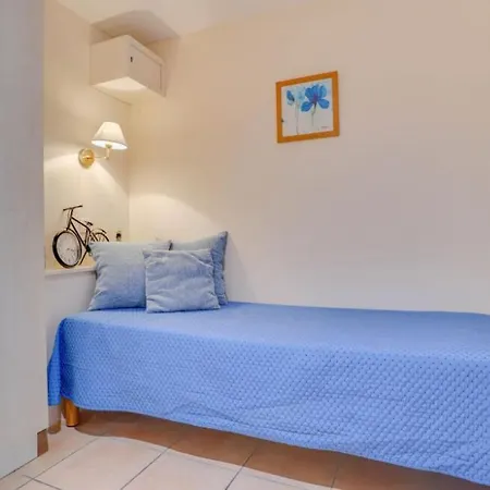 2 Pieces Plein Centre, Terrasse, Parking Apartment