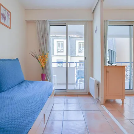 Apartment 2 Pieces Plein Centre, Terrasse, Parking Menton