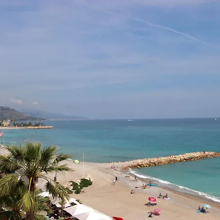 2 Pieces Plein Centre, Terrasse, Parking Apartment Menton