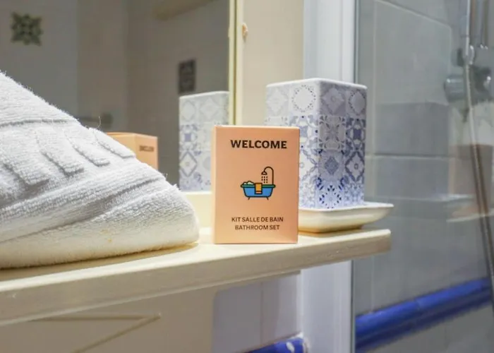 2 Pieces Plein Centre, Terrasse, Parking Lejlighed